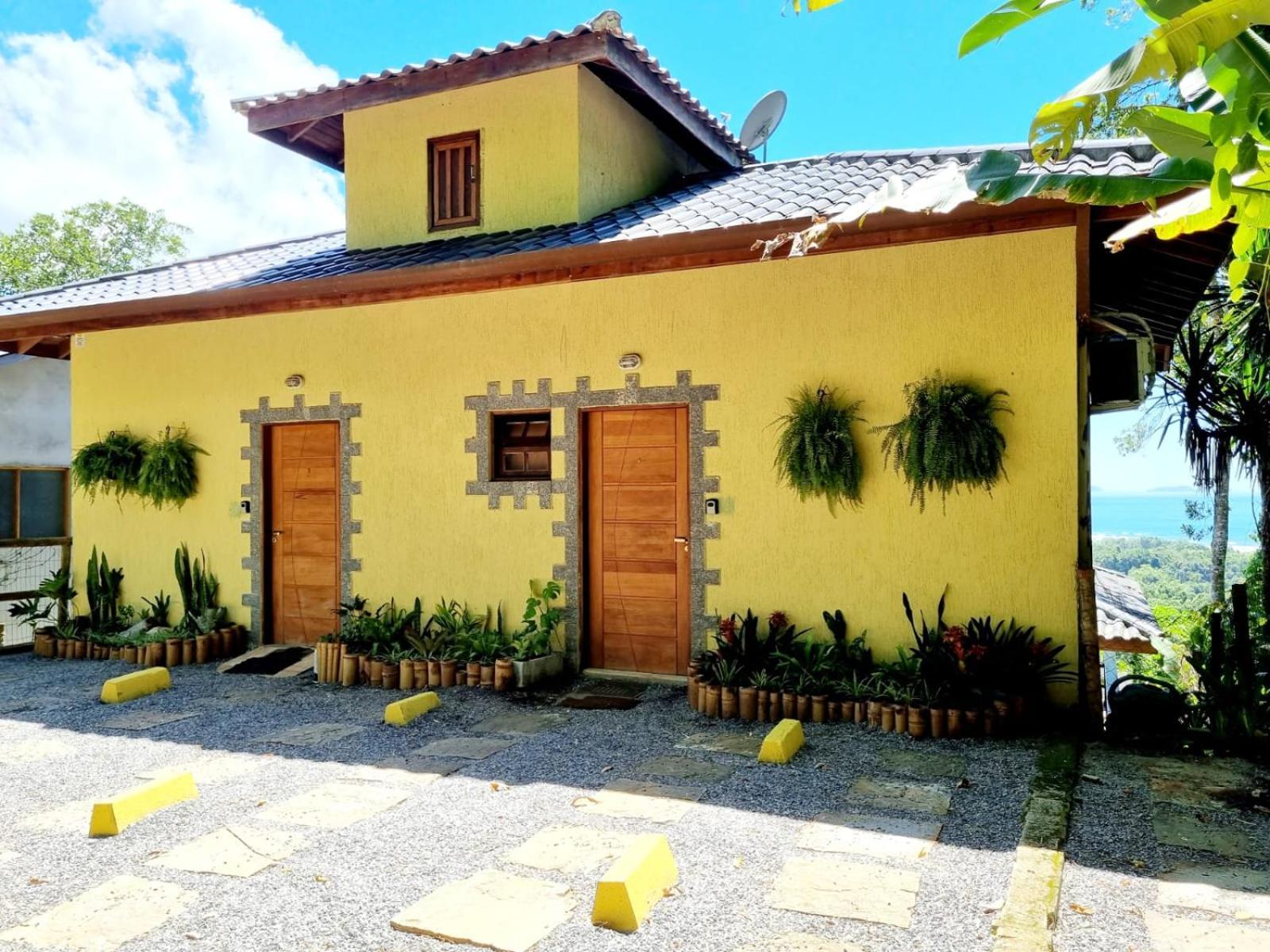 Burung Flats Itamambuca - Hospedagem Com Vista Para O Mar 乌巴图巴 外观 照片