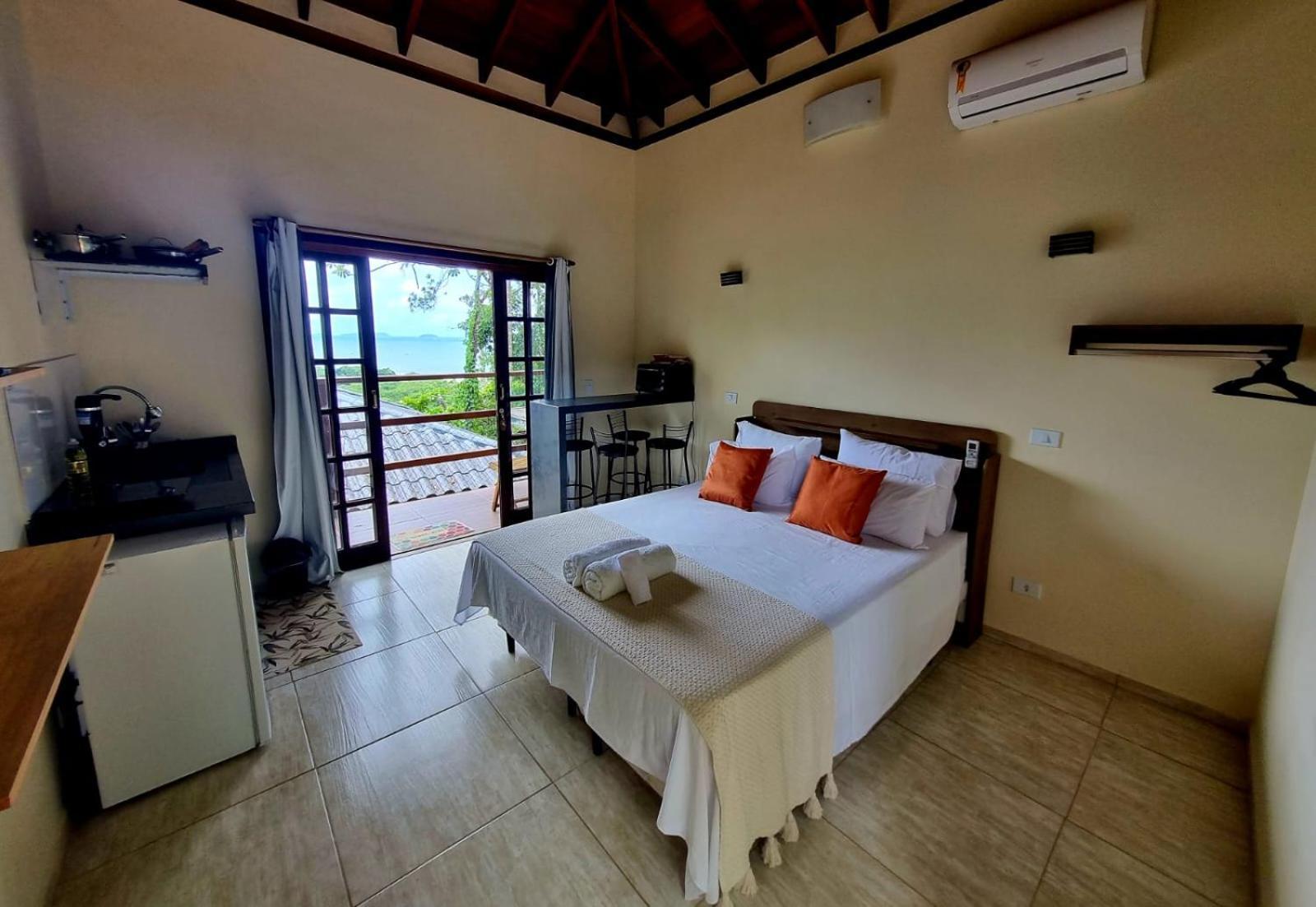 Burung Flats Itamambuca - Hospedagem Com Vista Para O Mar 乌巴图巴 外观 照片