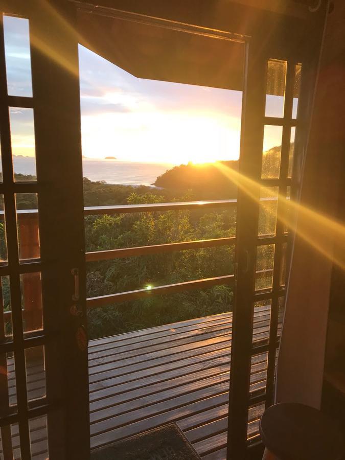Burung Flats Itamambuca - Hospedagem Com Vista Para O Mar 乌巴图巴 外观 照片